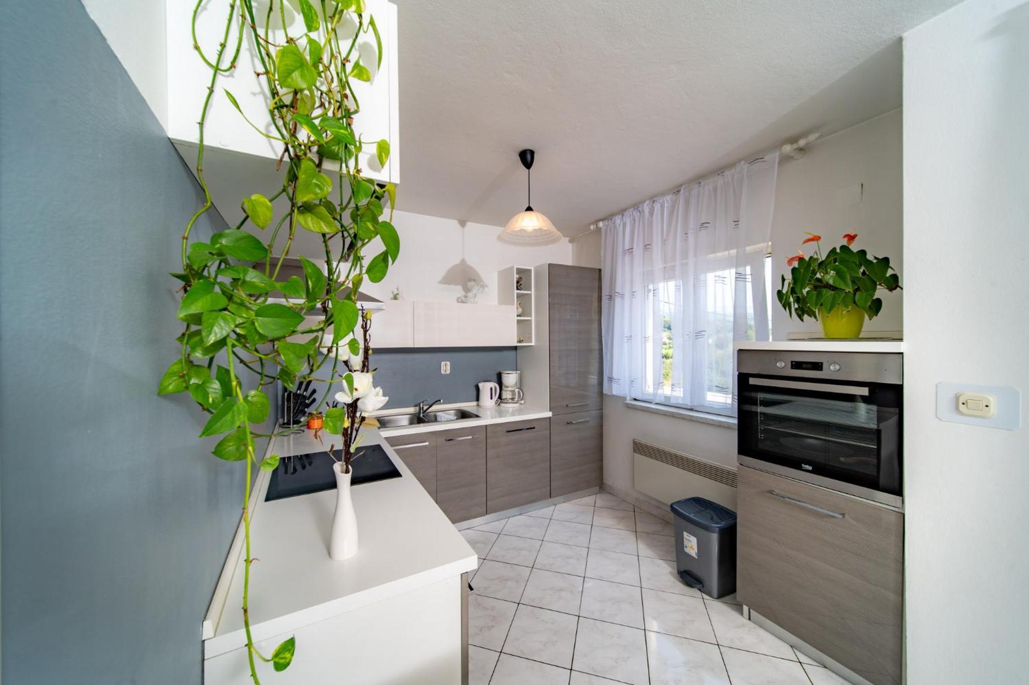 Apartments Lores Rab Town Bagian luar foto